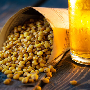 Снек - Кукурудза смажена зі смаком Сир